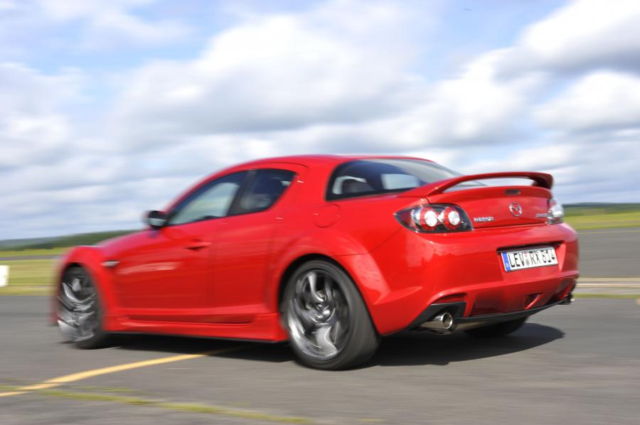  Mazda RX-8 2008 года  (фото 35 из 89)